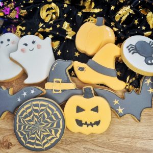 R Lot Halloween 2022-01